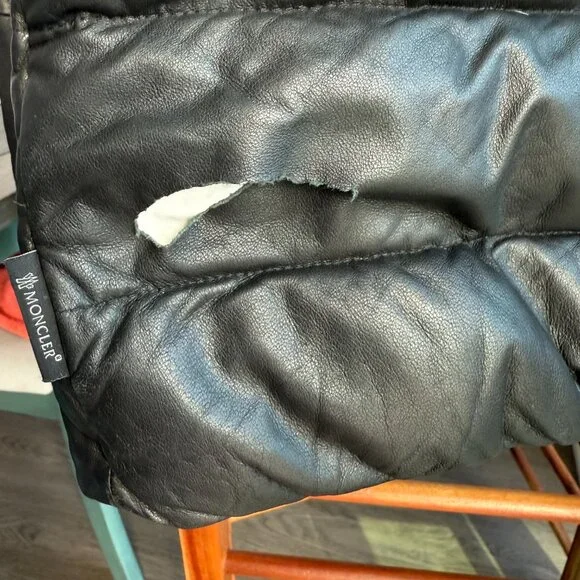 Authentic Moncler Puff Jacket BLACK (READ DESCRIPTION) - Picture 8 of 8